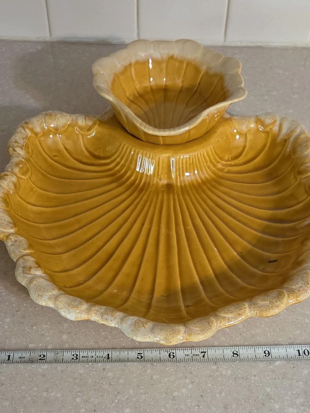 California Pottery 948